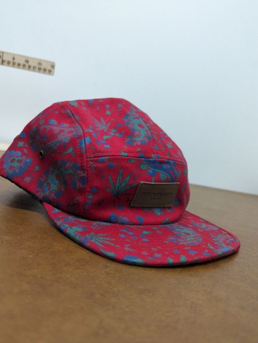 Obey propaganda red - red, floral